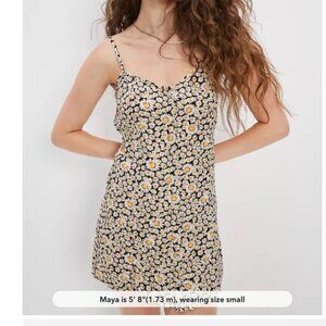 AE Floral Button-Front V-Neck Mini Dress in women's size S